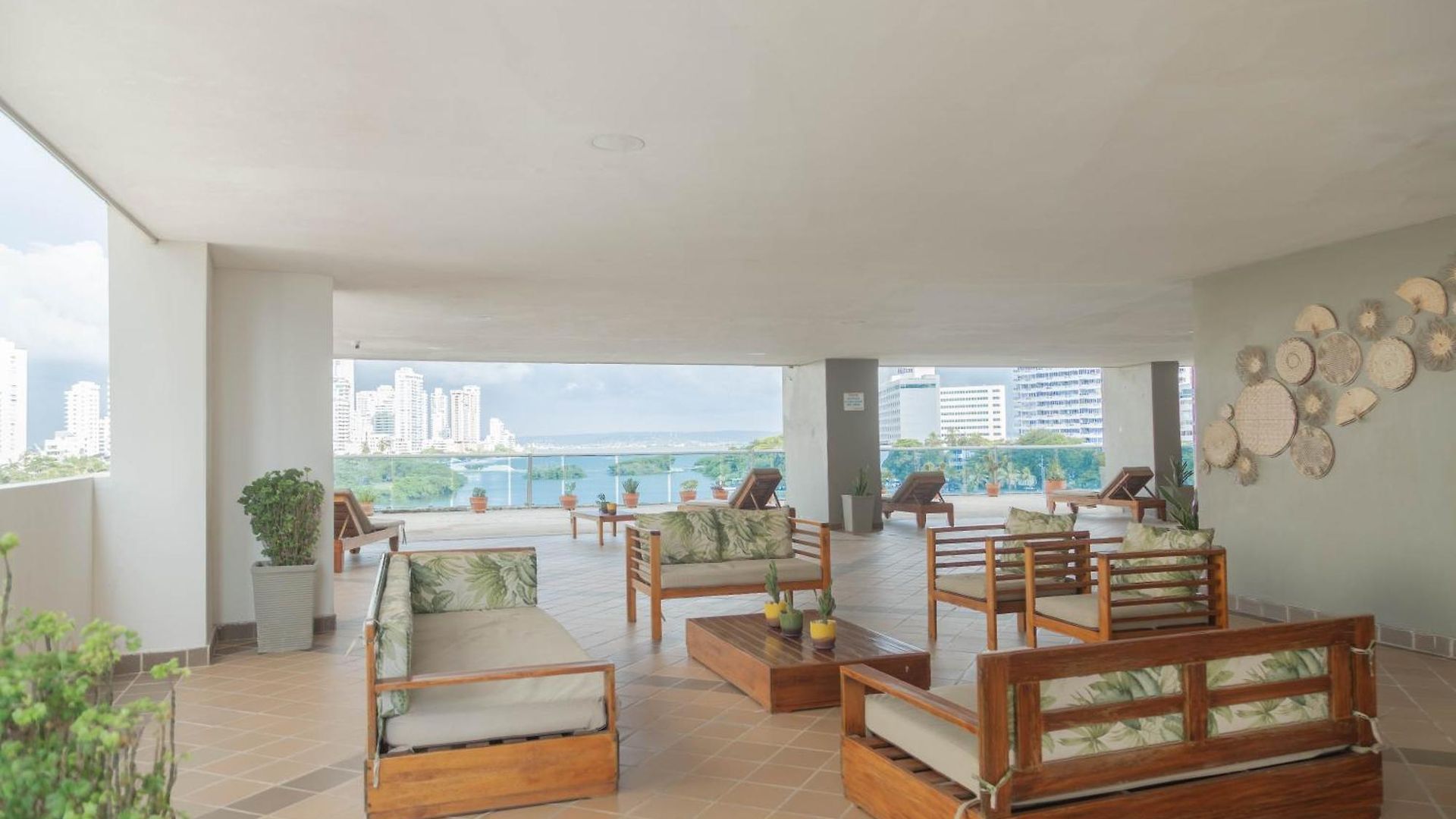 Apartamento Vista Mar 1707 *